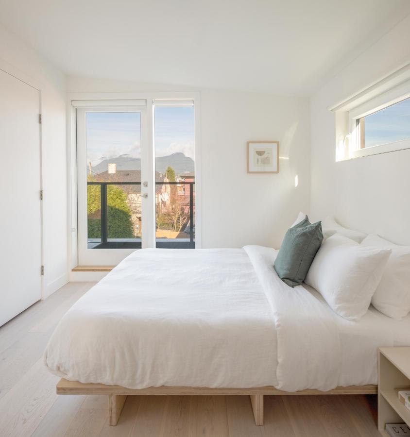 Lovely 2 Bedroom In East Casa de férias Vancouver
